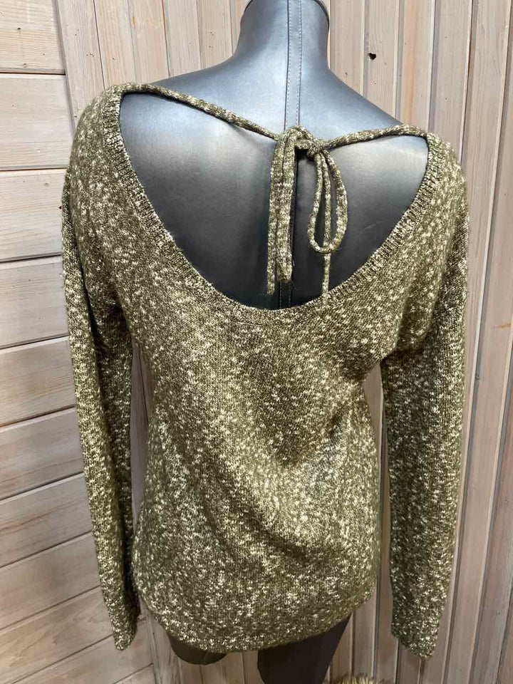 M - Gap Sweater