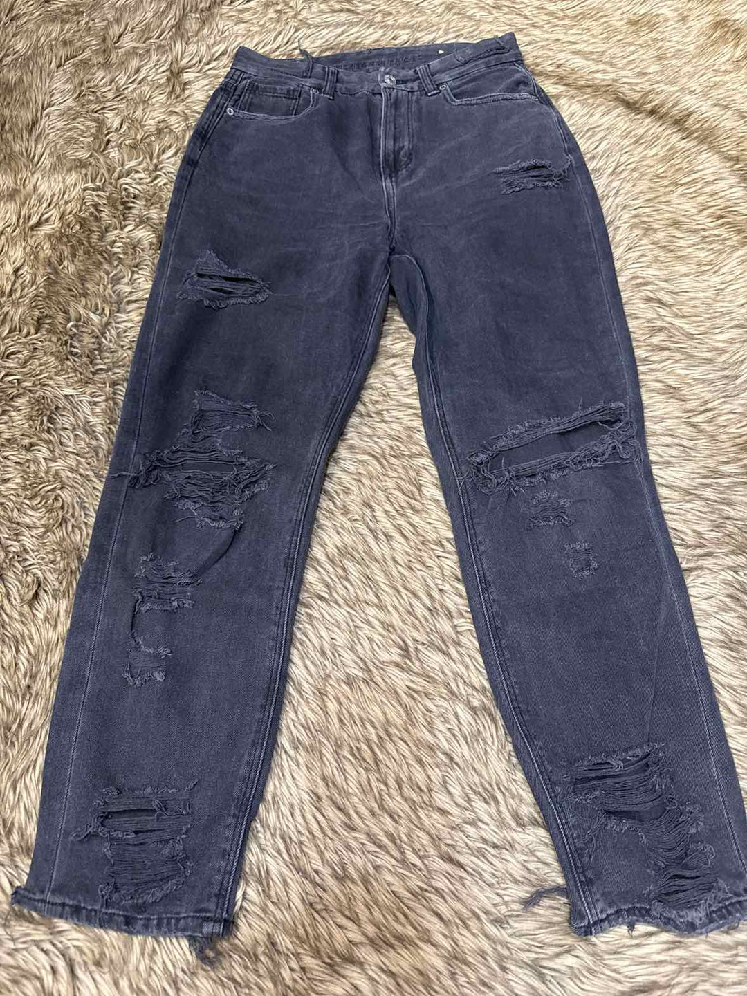 4 - American Eagle Jeans