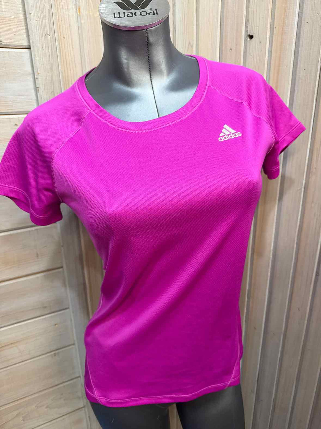 S - Adidas T-Shirt