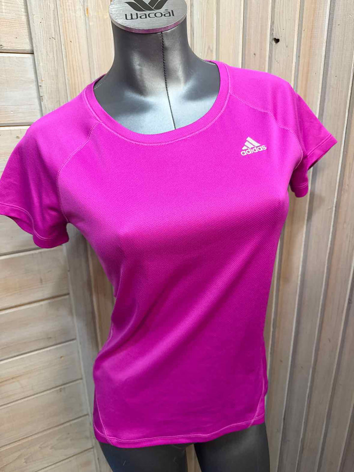 S - Adidas T-Shirt