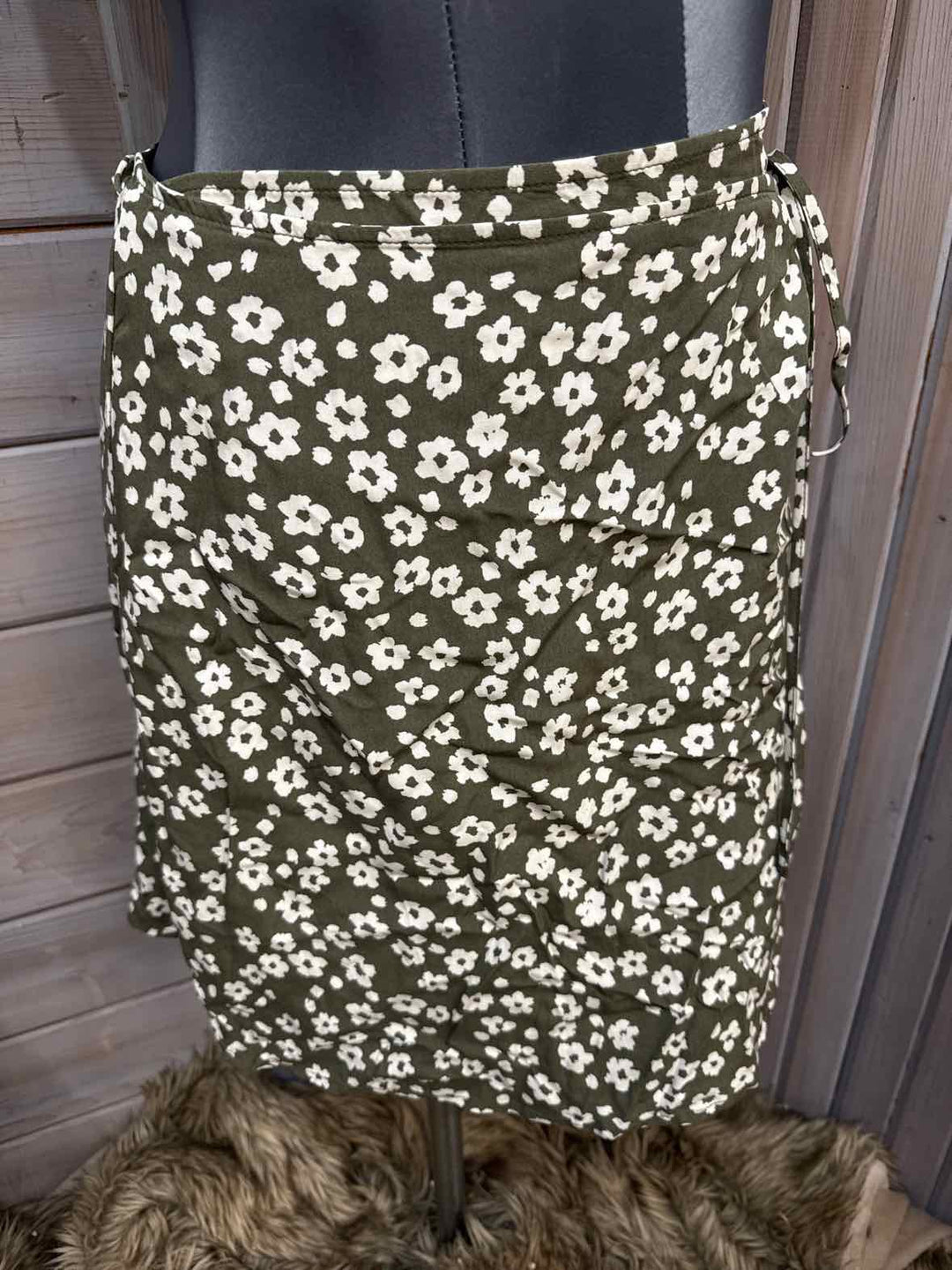 M - Gap Skirt