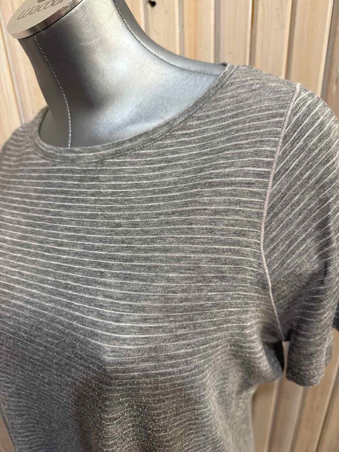 L - Athletic Works T-Shirt