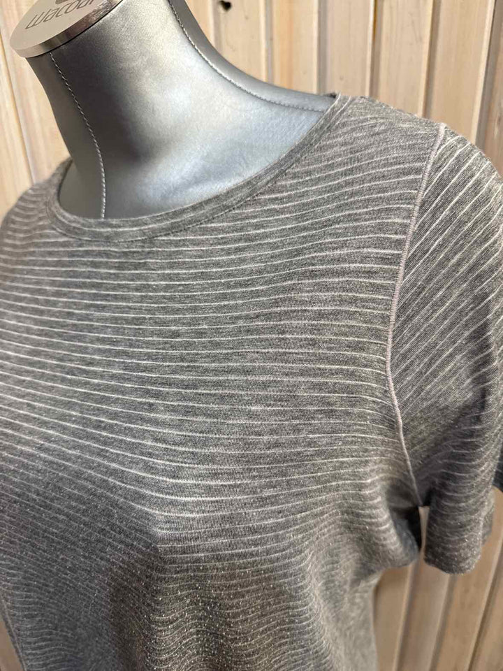 L - Athletic Works T-Shirt