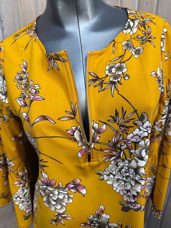 S - Apt. 9 Bell Sleeve