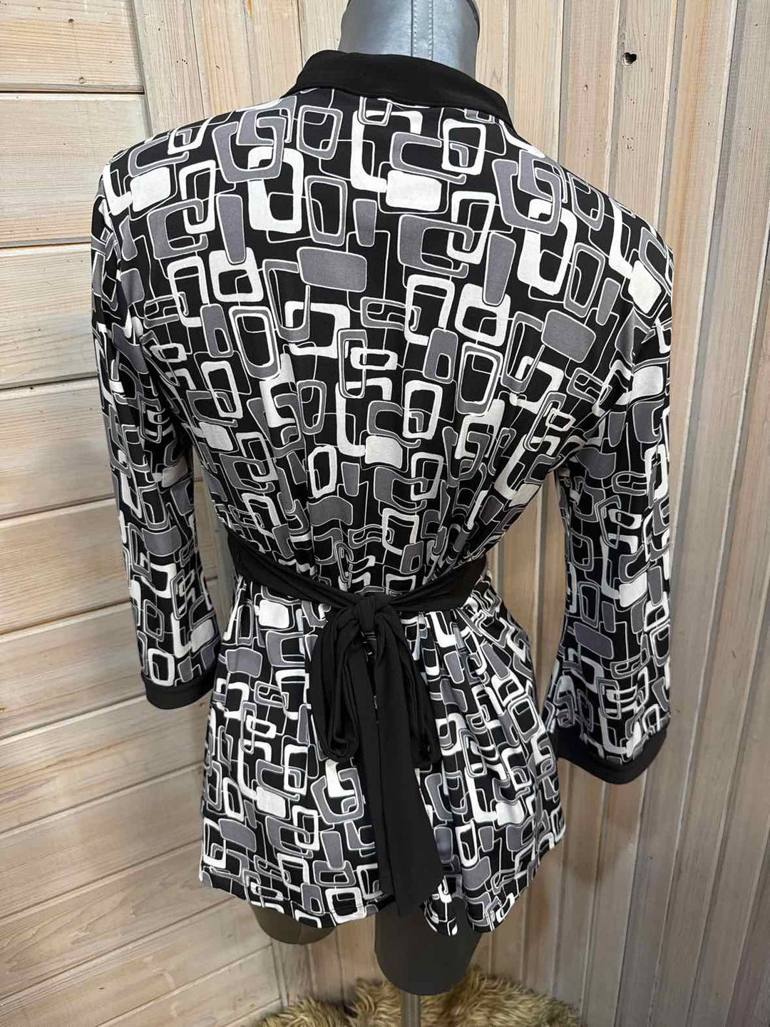 M - Suzie in the City 3/4 Sleeve