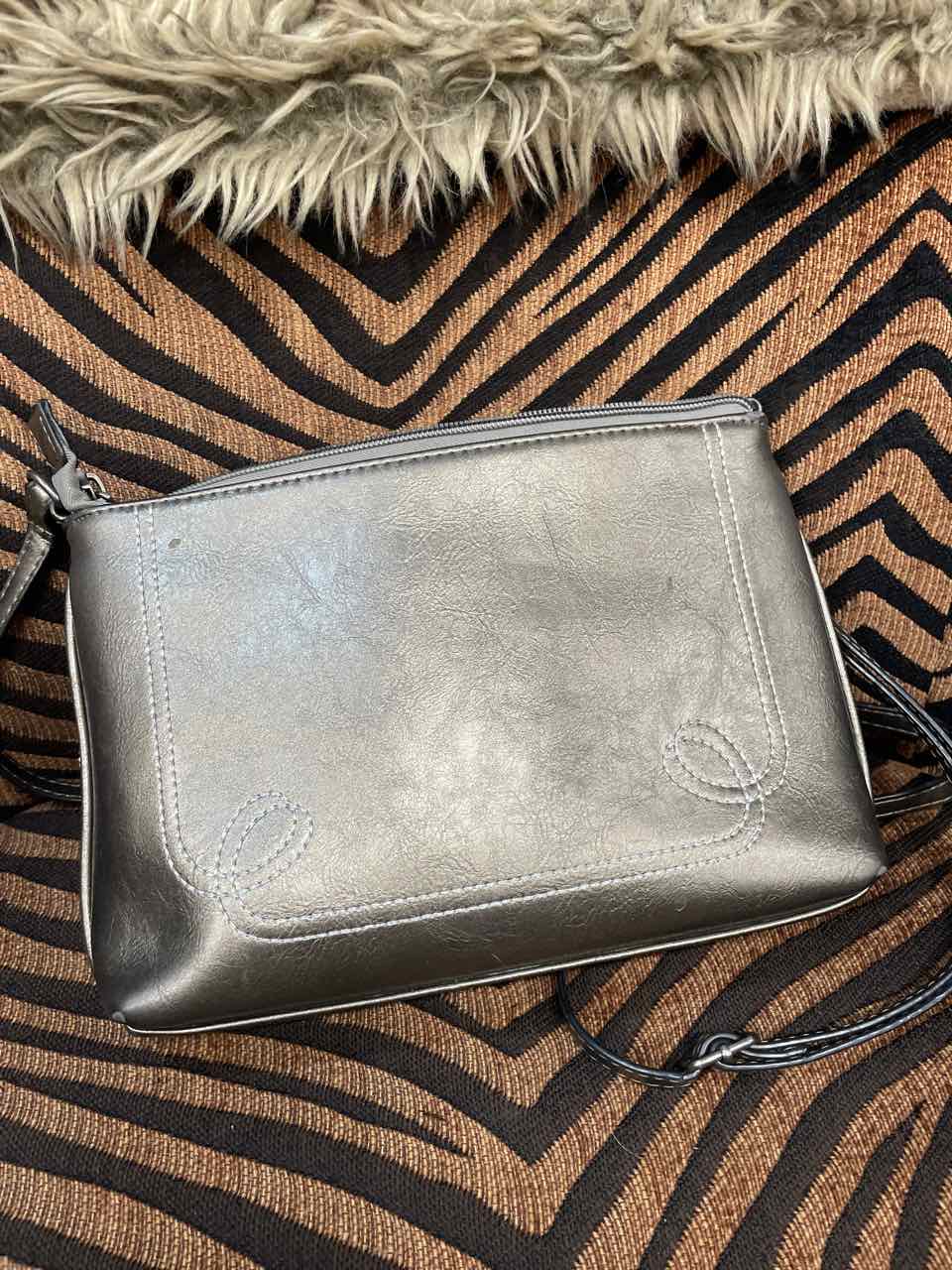 Purse - Miss Me Crossbody