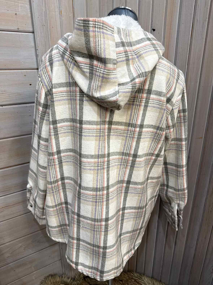 L - Unknown Shacket
