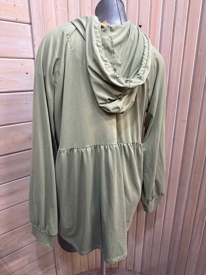 L - lug Hoodie