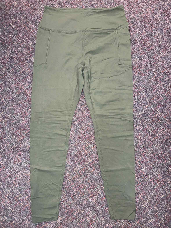 L - Free Fly Leggings