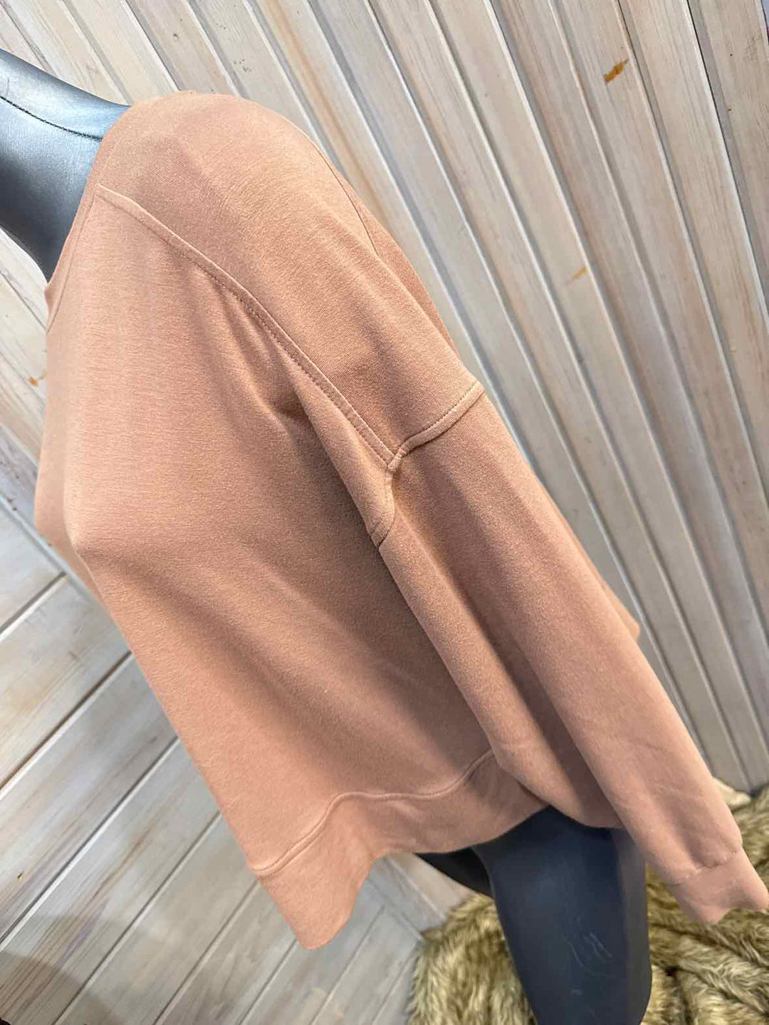 M - Live-In French Terry Long Sleeve