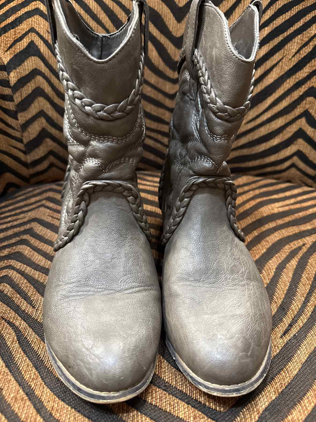8 - Journee Collection Boots