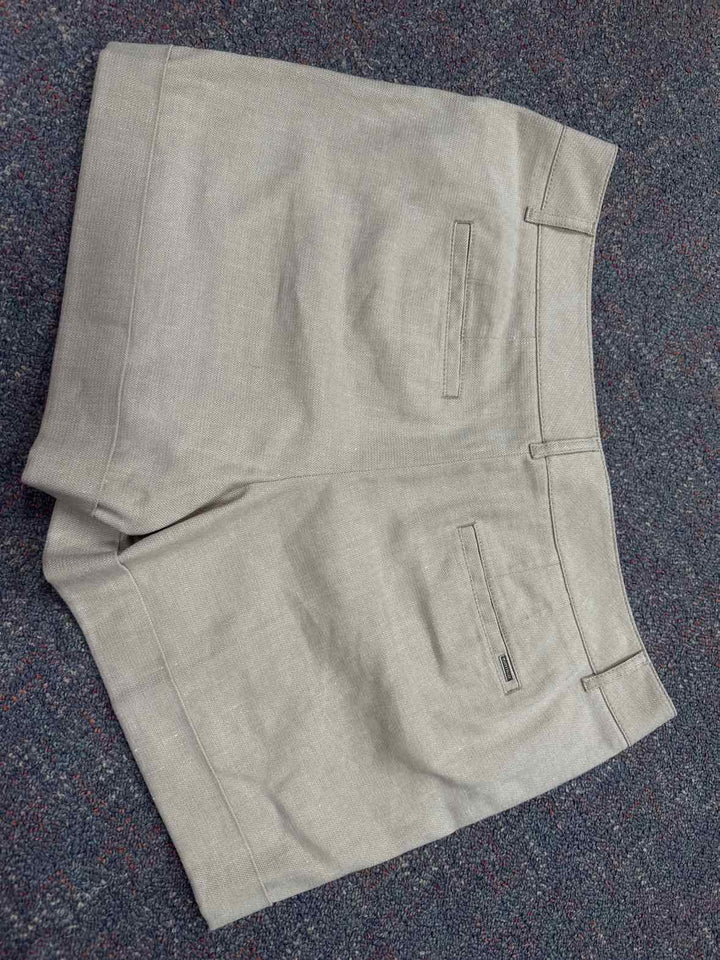 12 - WhiteHouseBlkMkt Shorts