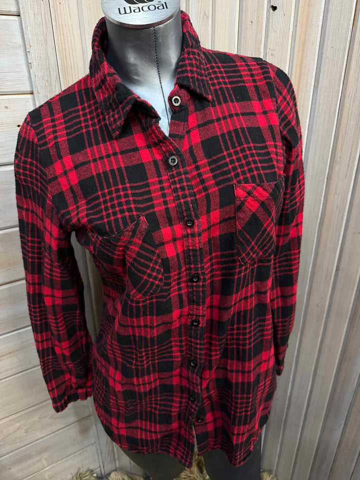 L - Derek Heart Button Down