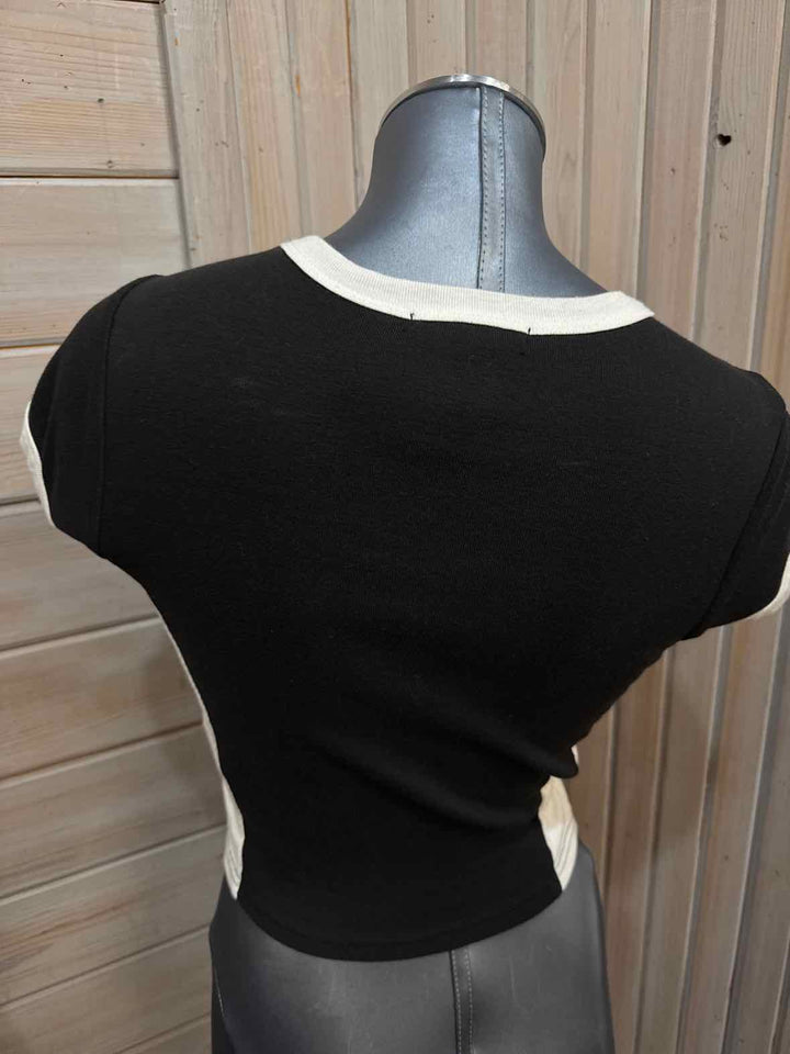 S - Forever 21 T-Shirt