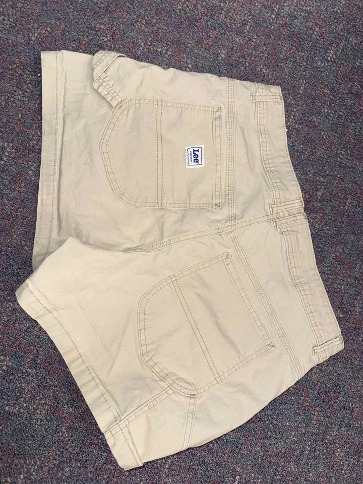 14 - Lee Shorts