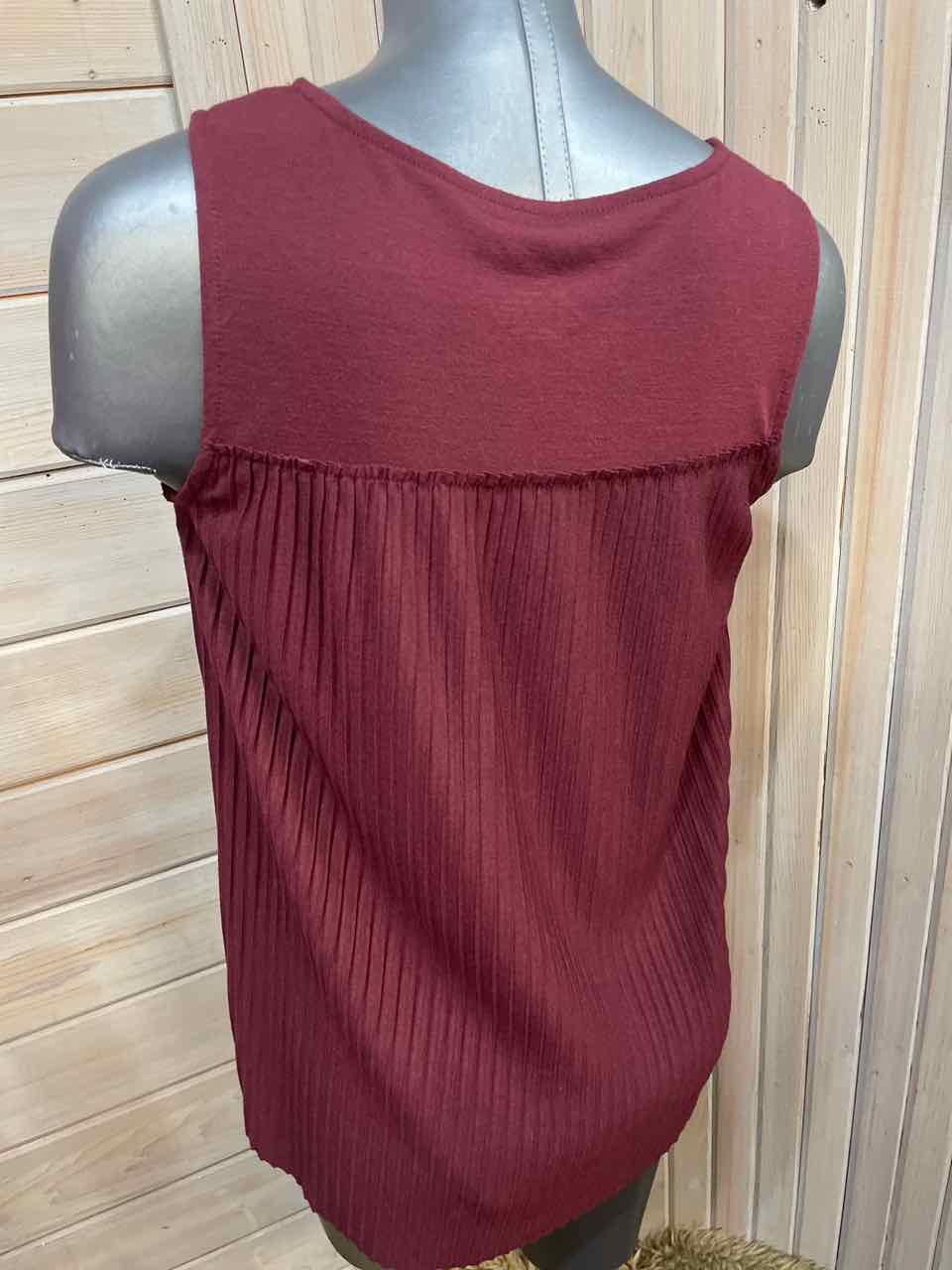 XS - Liz Lange maternity