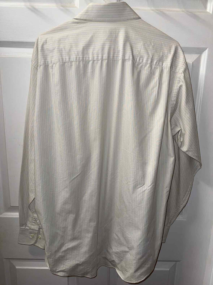 16 - entro Long Sleeve Button Up