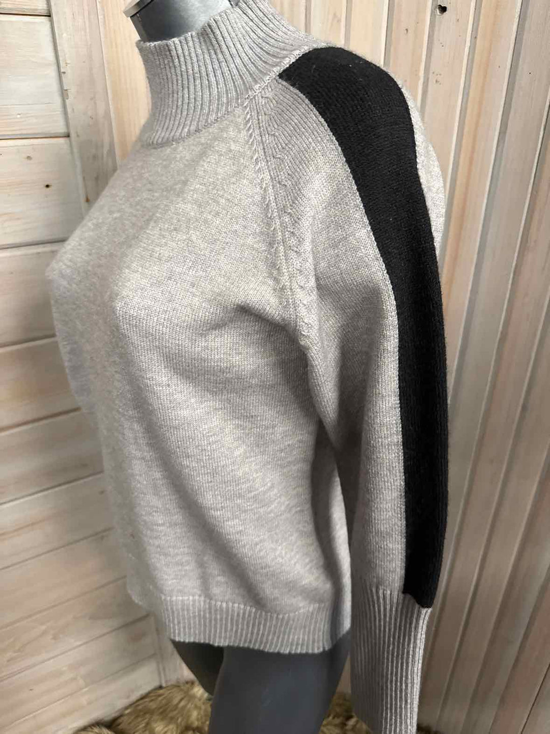 S - Sweater