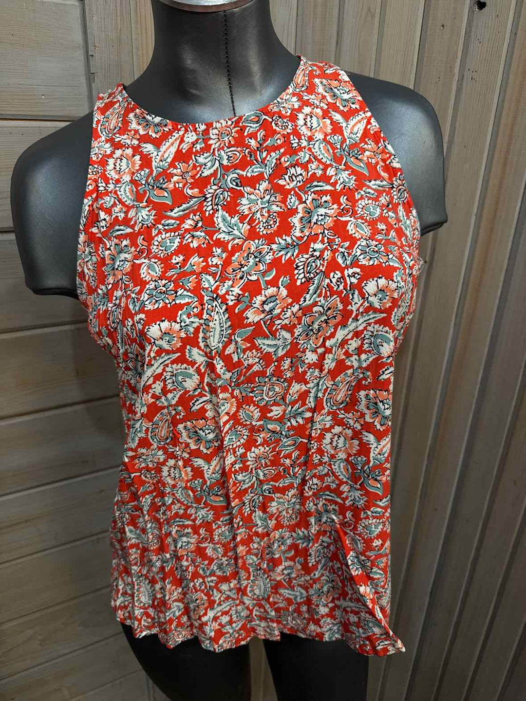 M - Old Navy Tank