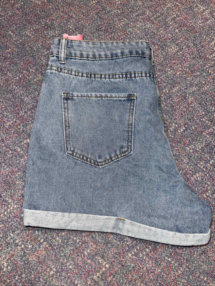 L - Unbranded Shorts