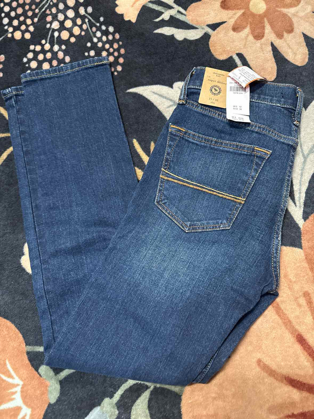 15/16 - Abercrombie & Fitch Bottoms