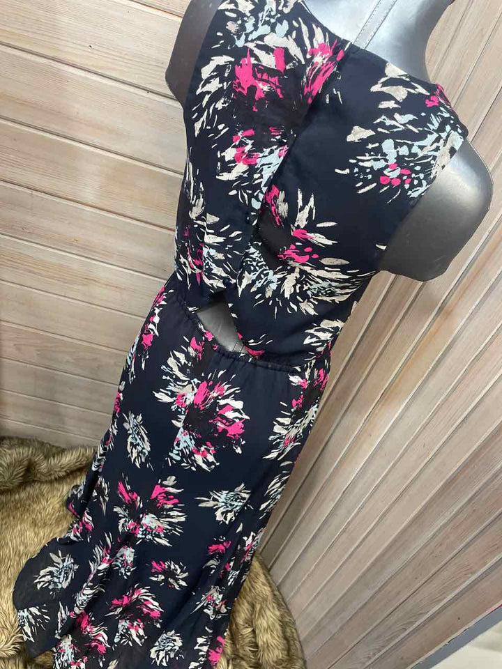 6 - Banana Republic Dress
