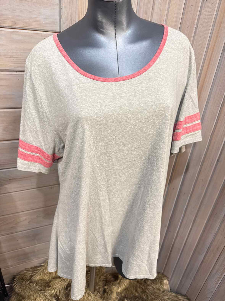 3X - LuLaRoe T-Shirt