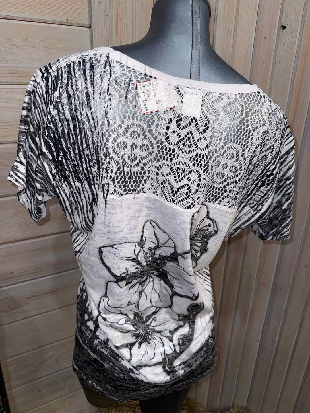 XL - Vex Collection T-Shirt