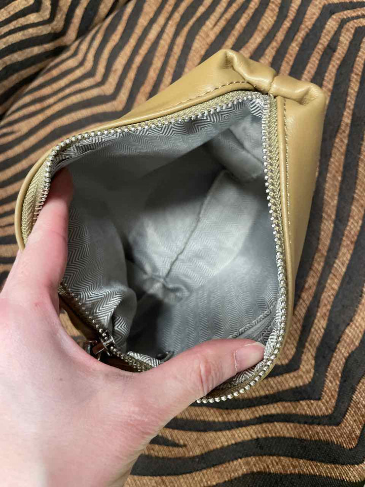 Accessories - Travel Pouch