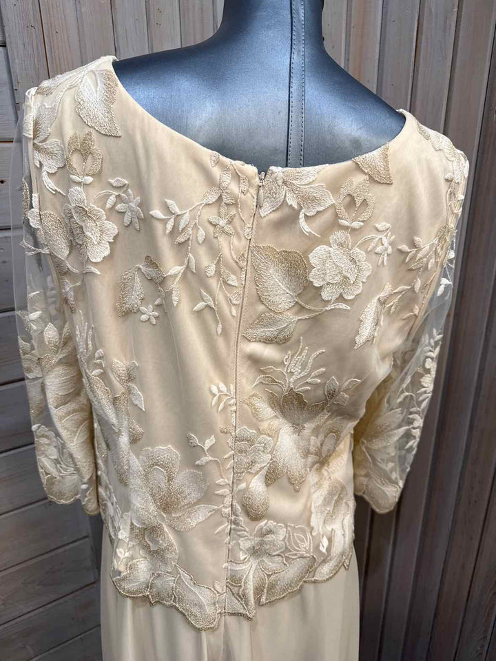 14 - Alex Evenings Dress