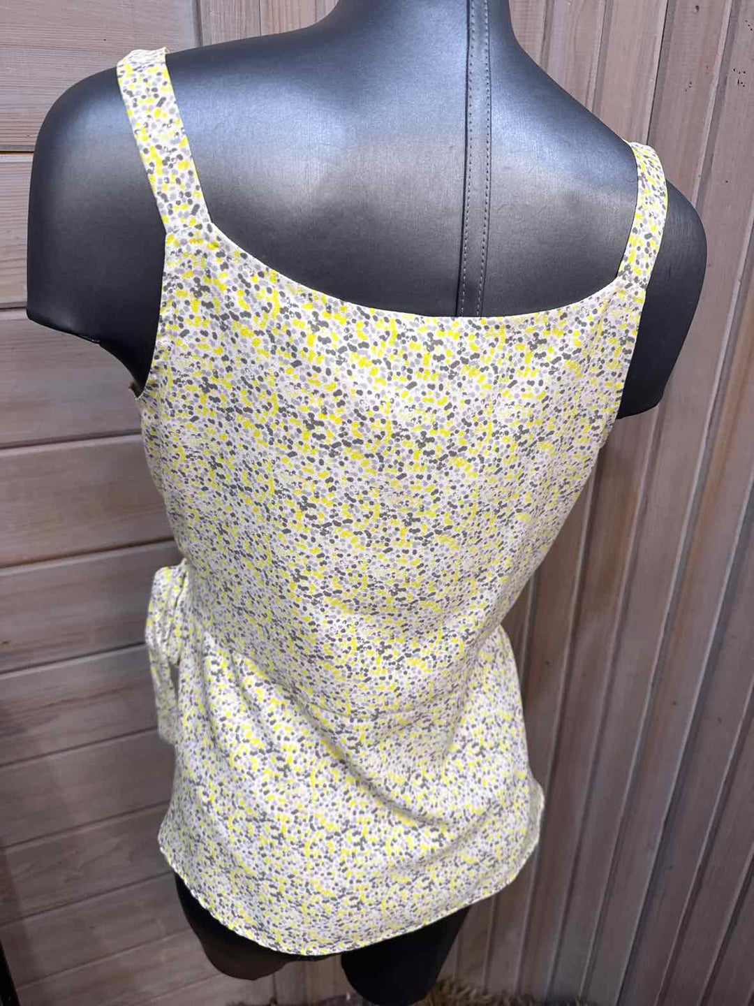 M - Banana Republic Tank