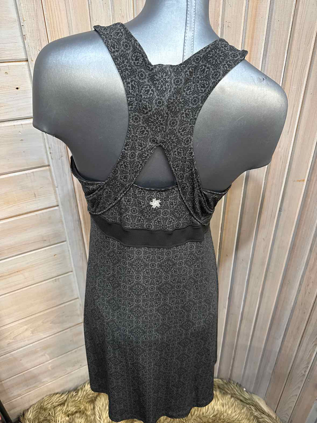 L - Tek Gear Dress