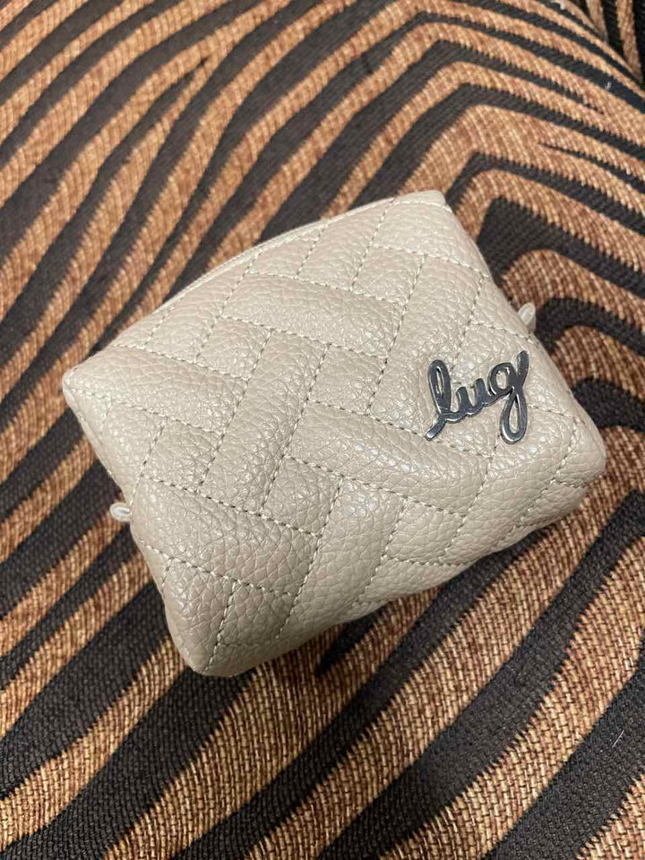 Accessories - lug Pill Case