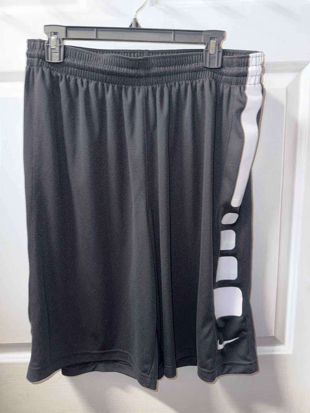 XL - Nike Shorts
