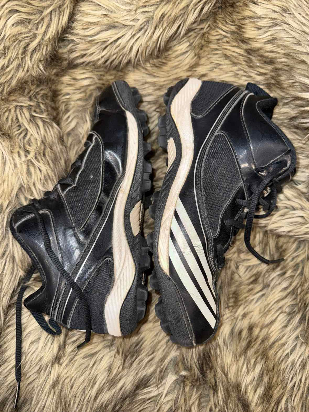 5.5 - Adidas Shoes