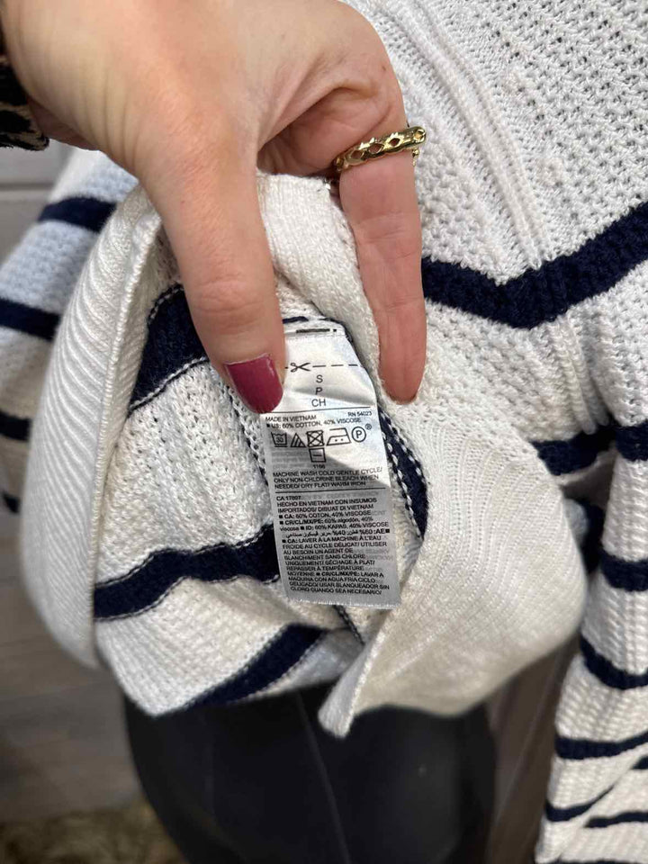 S - Old Navy Sweater