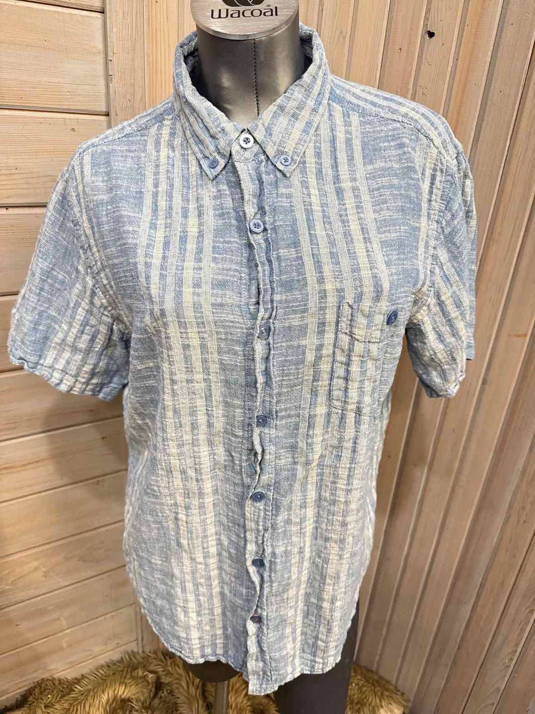 L - Weatherproof Vintage Button Down Shirt