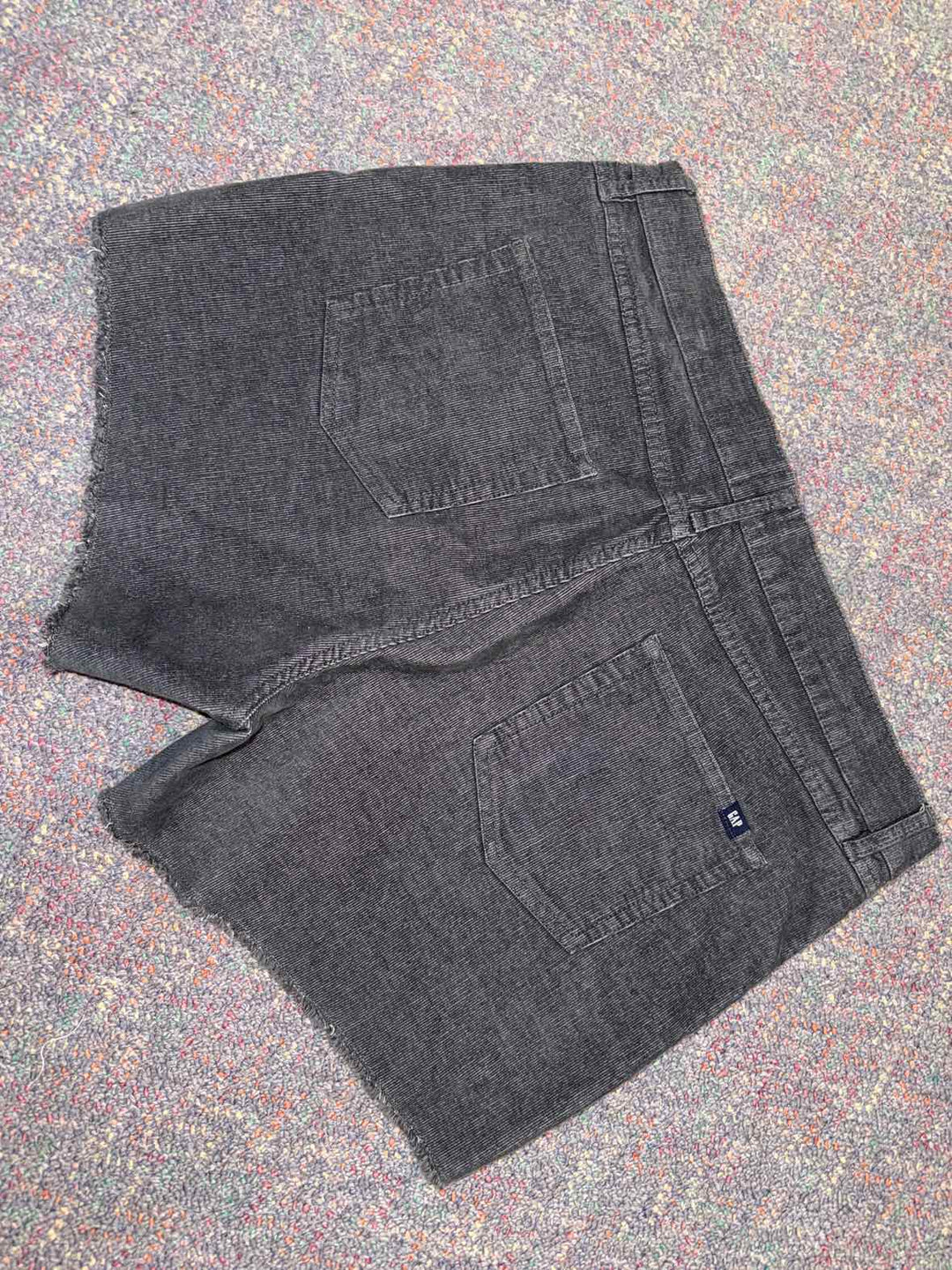 12 - Gap Shorts
