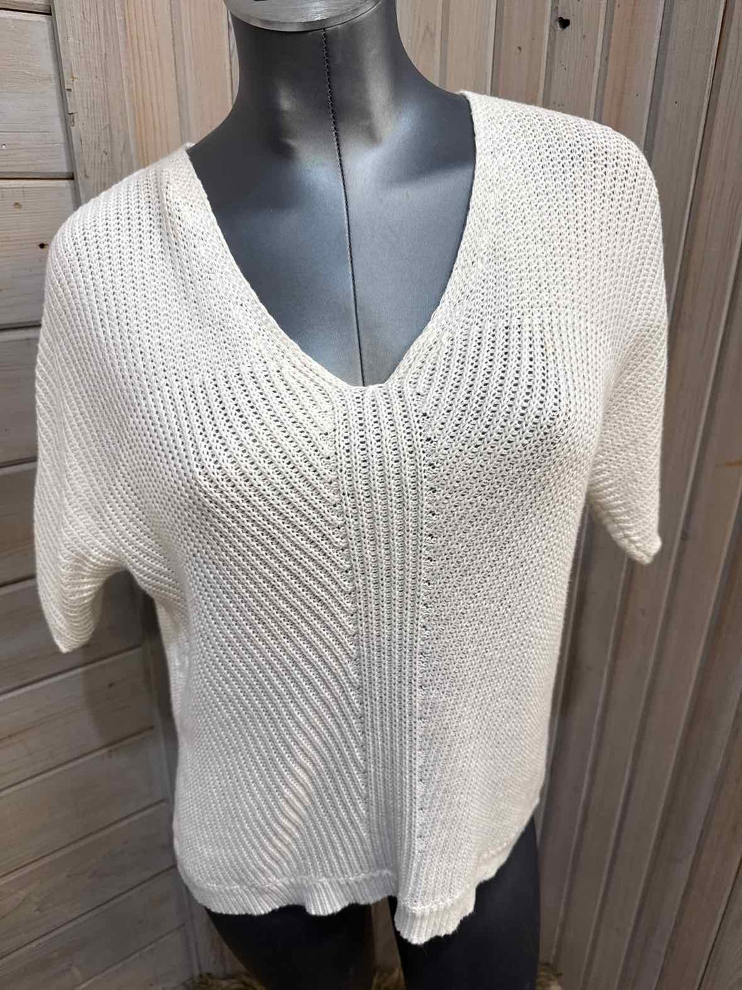 Size L Chaps Sweater