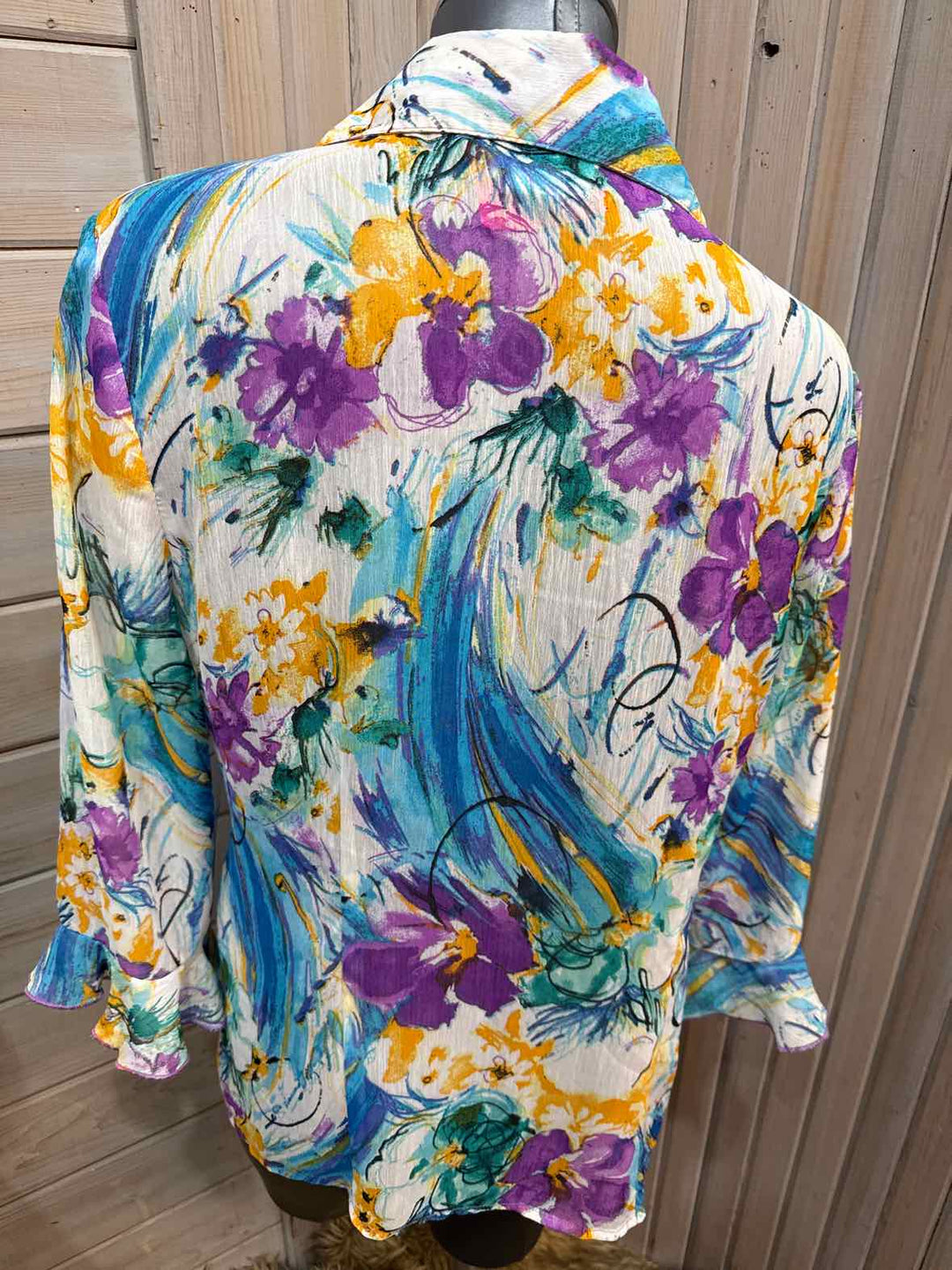 L - BFA Classics Button Down