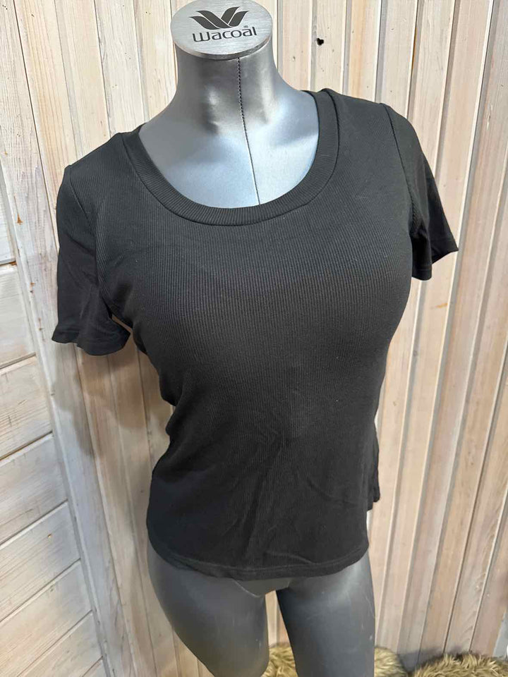 L - ChicMe T-Shirt