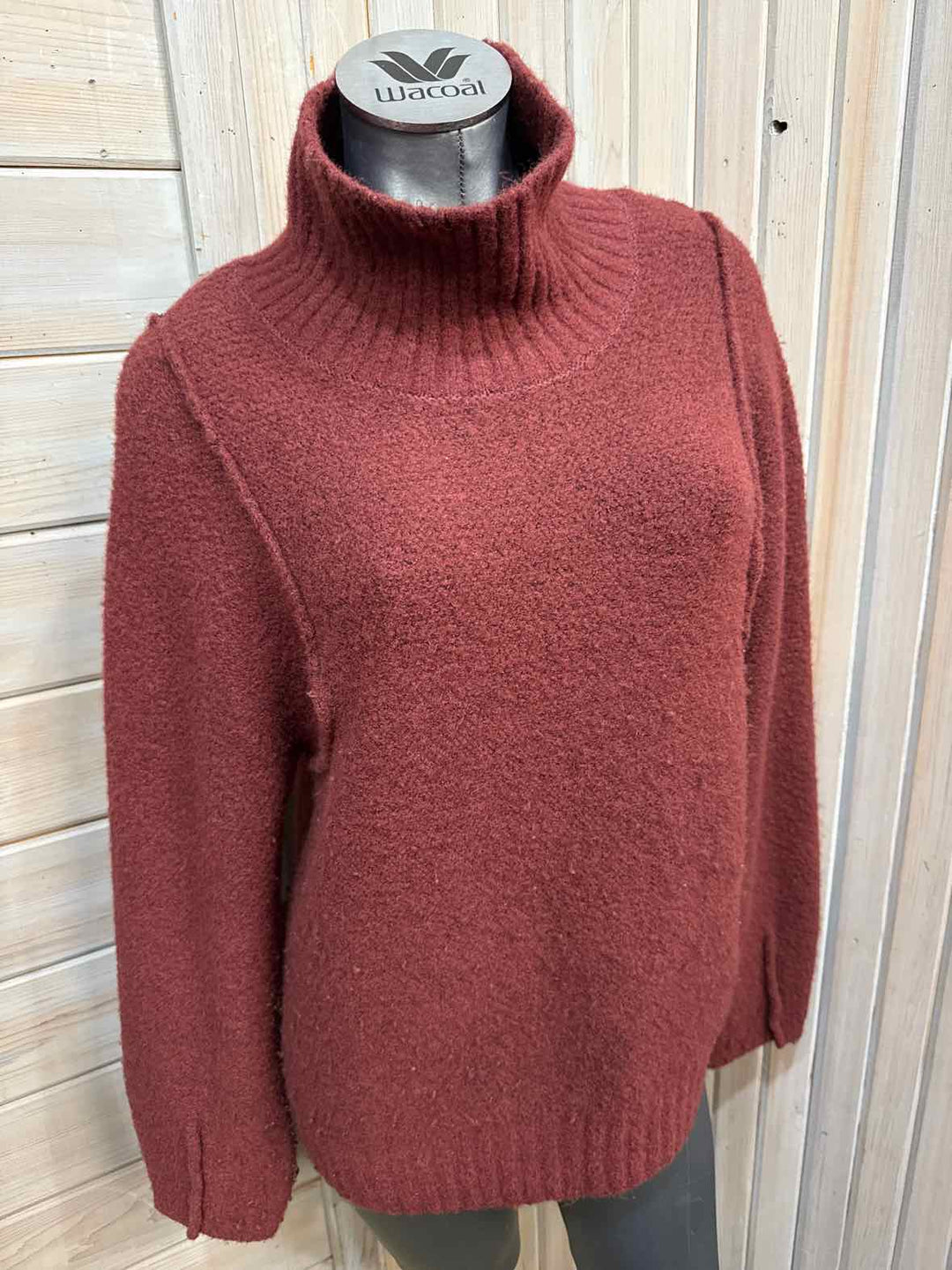 M - Universal Thread Sweater