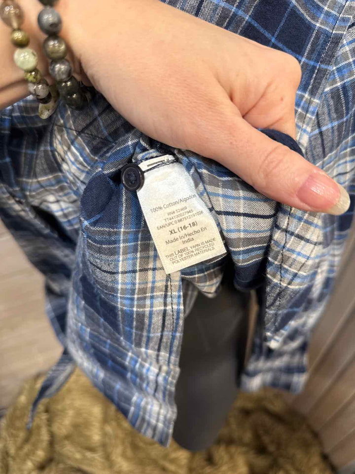 XL - Time and Tru Button Down