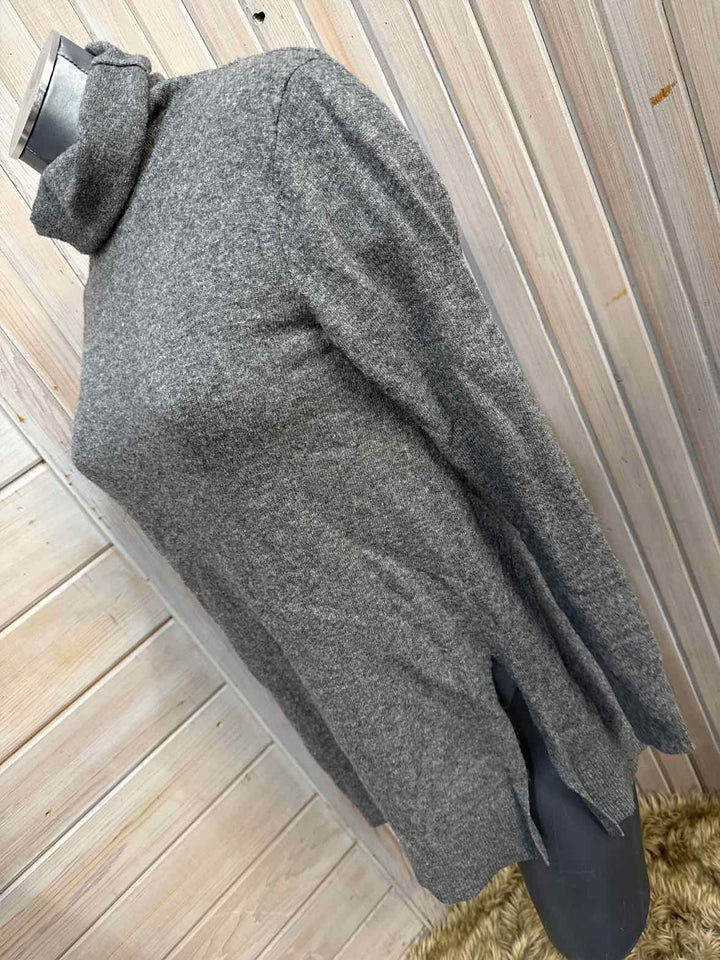 S - Ann Taylor Sweater