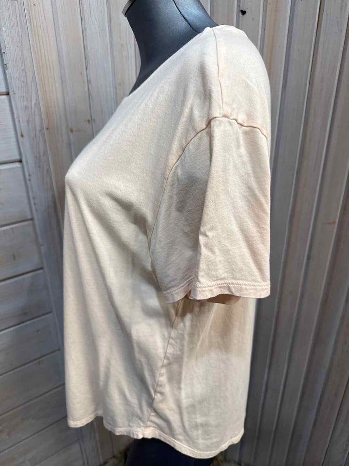 XL - Reebok T-Shirt