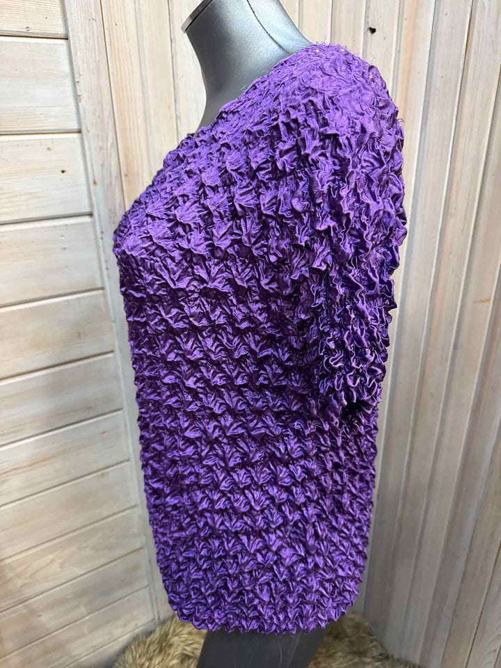 One Size - Unknown T-Shirt