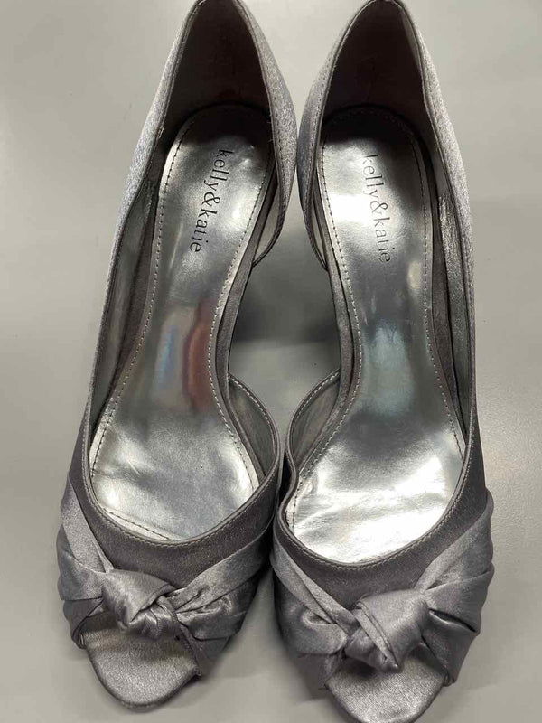 10 - Kelly & Katie Heals