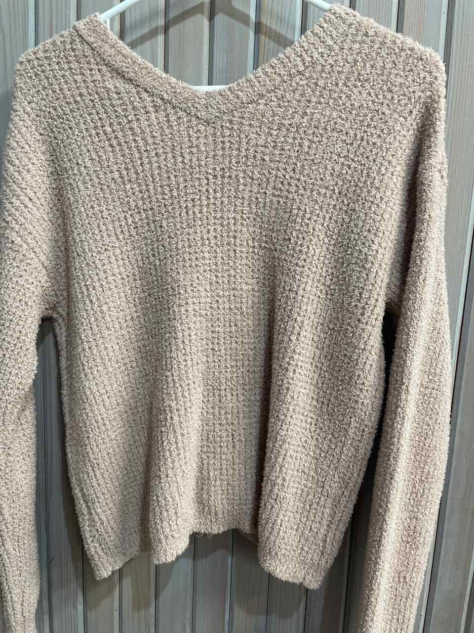 L - Jessica Simpson Sweater