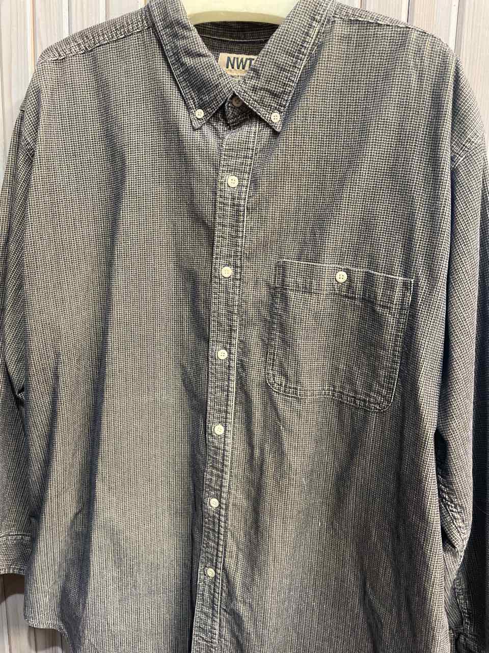 2X - NWT Long Sleeve Button Up