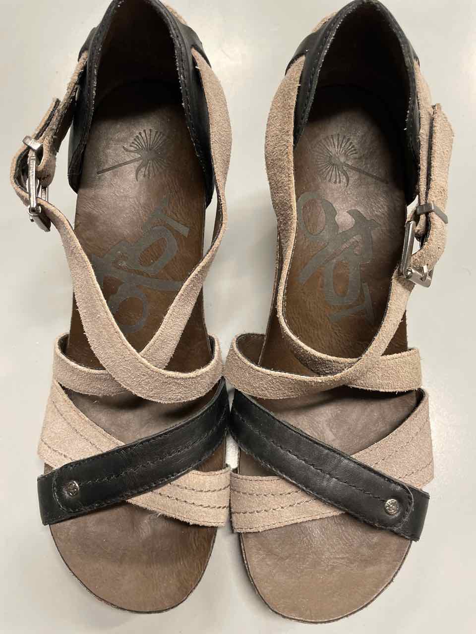 8.5 - OTBT Sandals